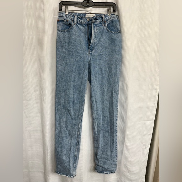 Abercrombie & Fitch Denim - ABERCROMBIE&FITCH Jeans Woman’s 90s Straight Ultra High Rise Curve Love sz 29/8L